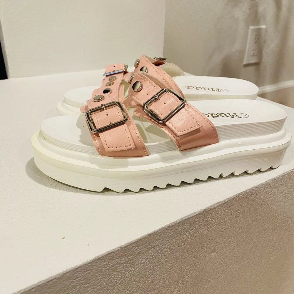 Mudd Size 7 Pink Double Strap Platform Slides Sandals - Picture 4 of 5